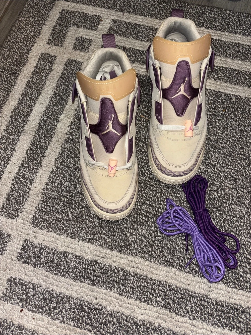 Jordan Kids Cream and Purple High-Top Sneakers